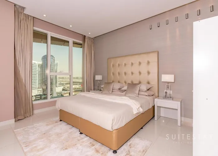 Prime Downtown One Bedroom Suite